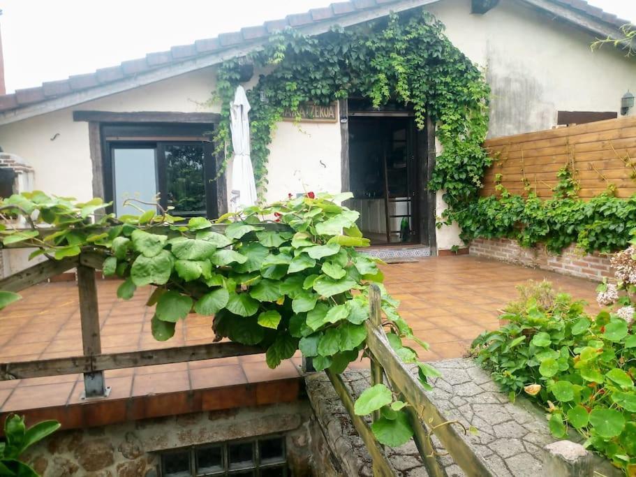 Casa Con Jardin Y Terraza Privados, Cerca Del Mar Villa Ea Eksteriør bilde